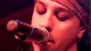 Kiara Rocks - Sweet Dreams/Enjoy the Silence (Bolshoi Pub - Goi&acirc;nia 2012)