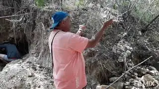 Velho sábio explica como encontra pedras de cristais com galho de árvore incrível vejam o vídeo todo
