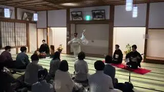 歴史ある温泉「御座之湯」で日本舞踊の美を楽しむ