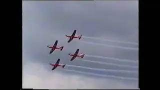 Patrouille Adecco display team Pilatus PC-7 / ILA 1998