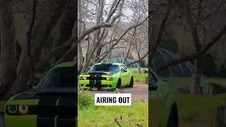 Challenger On Airlift 3P Suspension Airing Out. Dodge Vicrez Wide Body Carbon Fiber Charger Hellcat