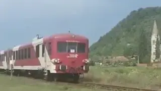 Trenuri in satul Chirales, comuna Lechinta (August 2020) [Automotoare Caravelle]