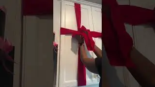 My Fav ❤️ Cabinet Bows for Christmas #christmasdecor #decoratewithme #diydecor