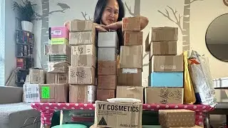 My best PR and giveaway packages I received so far! Thank you so much!!!