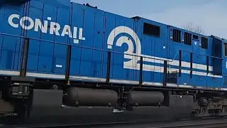 Conrail on Fast, Priority Intermodel Train, Plus CP Crude Oil Train with mid DPU!!