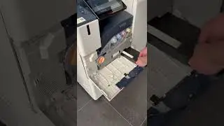 How to replace the waste container from the Xerox AltaLink C8130 / C8135 / C8145 / C8155 / C8170?