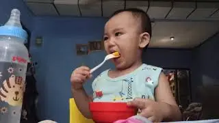 #6 Fakhri's Daily Vlog : Fakhri Demam || Diajak berjemur biar sembuh 😊