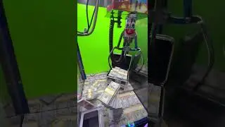 Mega Money Claw Machine Win 😧 #shorts #clawmachine #arcade