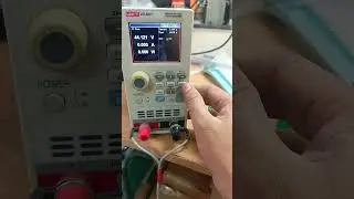 uni-t utl8211 electronic load testing... #electricalengineering #battery
