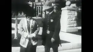 Charlie Chaplin: Between Showers (Laurel & Hardy)