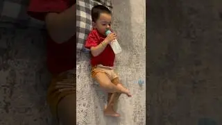 Baby bottle feeding 🥛 #shorts #youtubeshorts
