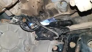 Mitsubishi Montero Pajero размещение раздатки