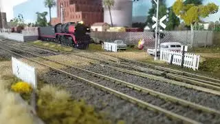 Trainbuilder VR R703 test run after dcc installation.