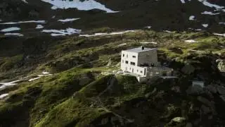 Anenh&uuml;tte Loetschental Wallis