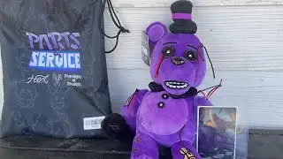 Unboxing and reviewing the shadow Freddy hex plushie