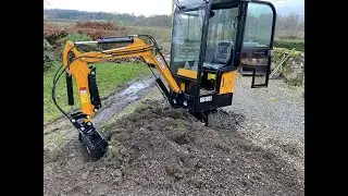 PRODUCT TESTING ON SITE DIGGER & MICRO LOADER www.catlowdycarriages.com