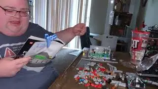 Ройс строит конструктор Lego. Daily Bugle. Неделя 2, часть 3.