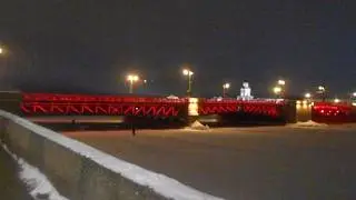 Пешком через реку Неву по льду Санкт Петербург 16 февраля влог113 - Люди гуляют по Неве