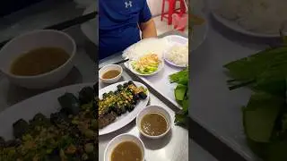 🇻🇳 Beefy rolls in Saigon (Bo La Lot) #vietnamesefood #vietnamtravel #foodie #streetfood
