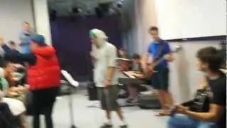 (Tinerii Speranta Linz) Juli&Tobias - Ridica-ti ochii catre cer