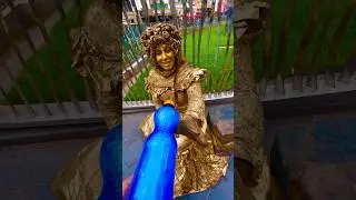 Juice Fanta Blue for Gold Lady #goldstatue #shortsviral #trending #statue #shortvideos #viralvideos