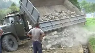 Russian Trucks in Extreme Conditions Top Compilation