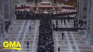 Mourners pay respects to Pope Emeritus Benedict XVI l GMA