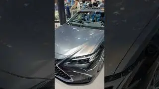 2025 LEXUS ES