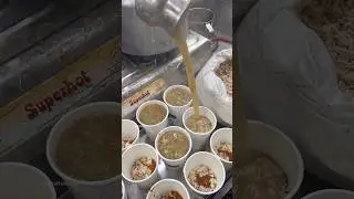 Dilli ka sabse mashoor Chicken Soup #soup #streetfood #ytshorts