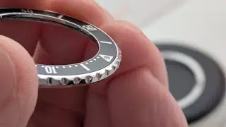 TAG Heuer WD1213 - Bezel Insert Lume Pip Repaired. New Click Spring Installed. Watch is good to go!