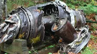 Jeep Overland Maine, dirt roads, waterfalls and a crashed B-52