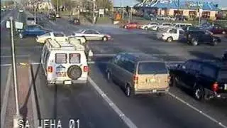 Close Call! Traffic Camera. Car avoids collision!