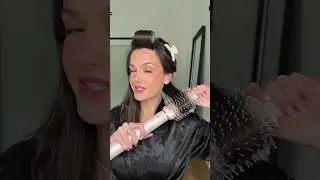 me 🤝🏼 a bombshell blowout 💁🏻&zwj;♀️ everything i use 🔗 on my shop my 🩷