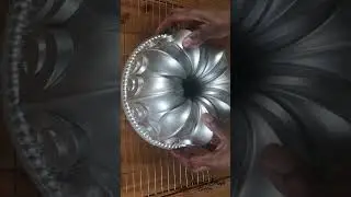 Nordic ware fleur de lis bundt pan : Nordic ware UK :  Bundt pans UK : Bundt cake recipe