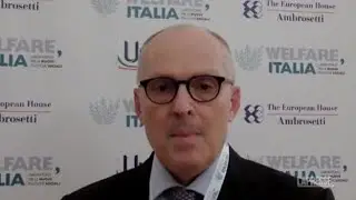 Ricciardi: «Vaccinare, vaccinare, vaccinare. Altrimenti la pandemia durerà anni»