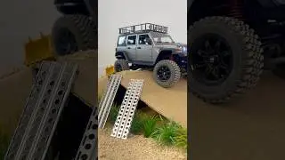 Jeep Rubicon vs Land Rover Defender vs Toyota Land Cruiser #rc #rccar #shorts
