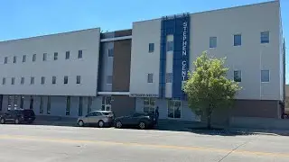 Omaha&rsquo;s Stephen Center receives $1.3 million donation from Warren Buffett and shareholders