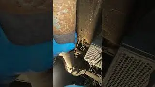 Grand Cherokee WJ 2.7 CRD T-CASE NV247. rumori muovendo a mano l&rsquo;albero di trasmissione posteriore
