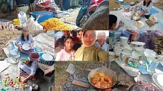 মাঠের ধারে ভাতের মেলায় পিকনিক করলাম 