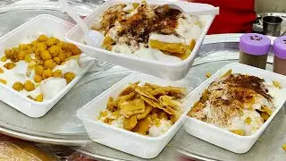 Dehli kay Mashoor dahi baray in Burns Road Food Street Karachi | Best Dahi Bhalla Street Food