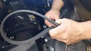 WARNING! If you hear this NOISE from your car's engine, it's because the AUXILIARY BELT is BREAKING.