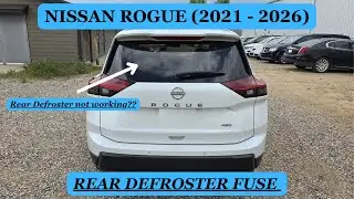 Nissan Rogue &mdash; расположение предохранителя обогревателя заднего стекла (2021&ndash;2026)