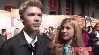 Shake It Up Stars & More Come Out for the Tangled Premiere