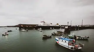 France threatens UK with 'retaliatory measures' over fishing licence dispute