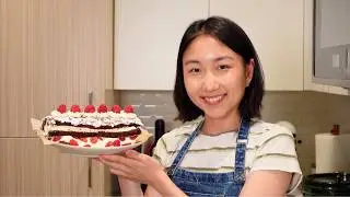 I tried baking a Great British Bake Off technical (chocolate & raspberry roulade)