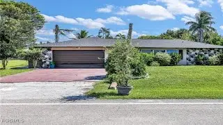 Fort Myers Pool Home for Sale | 4-Bed Pool Home in Cypress Lake Estates | No HOA