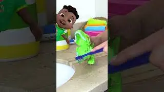 Cody der Dino zeigt, wie man Z&auml;hne putzt! 🦖🪥 #shorts #kinder #cocomelon #z&auml;hneputzen #lernen