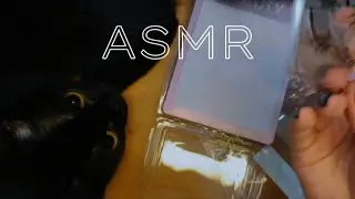 Meu primeiro ASMR! 💤 • Sussurros, tapping, maquiagem.