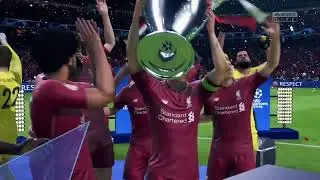 FIFA 19 - Champions League trophy lift