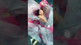 UNDERWATER FASHION